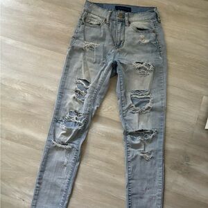 Aeropostale skinny jeans distressed ripped